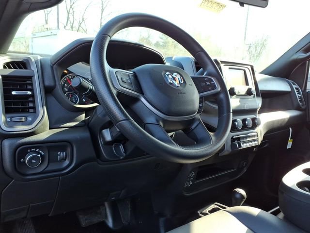 New 2024 RAM 4500 Tradesman image 14