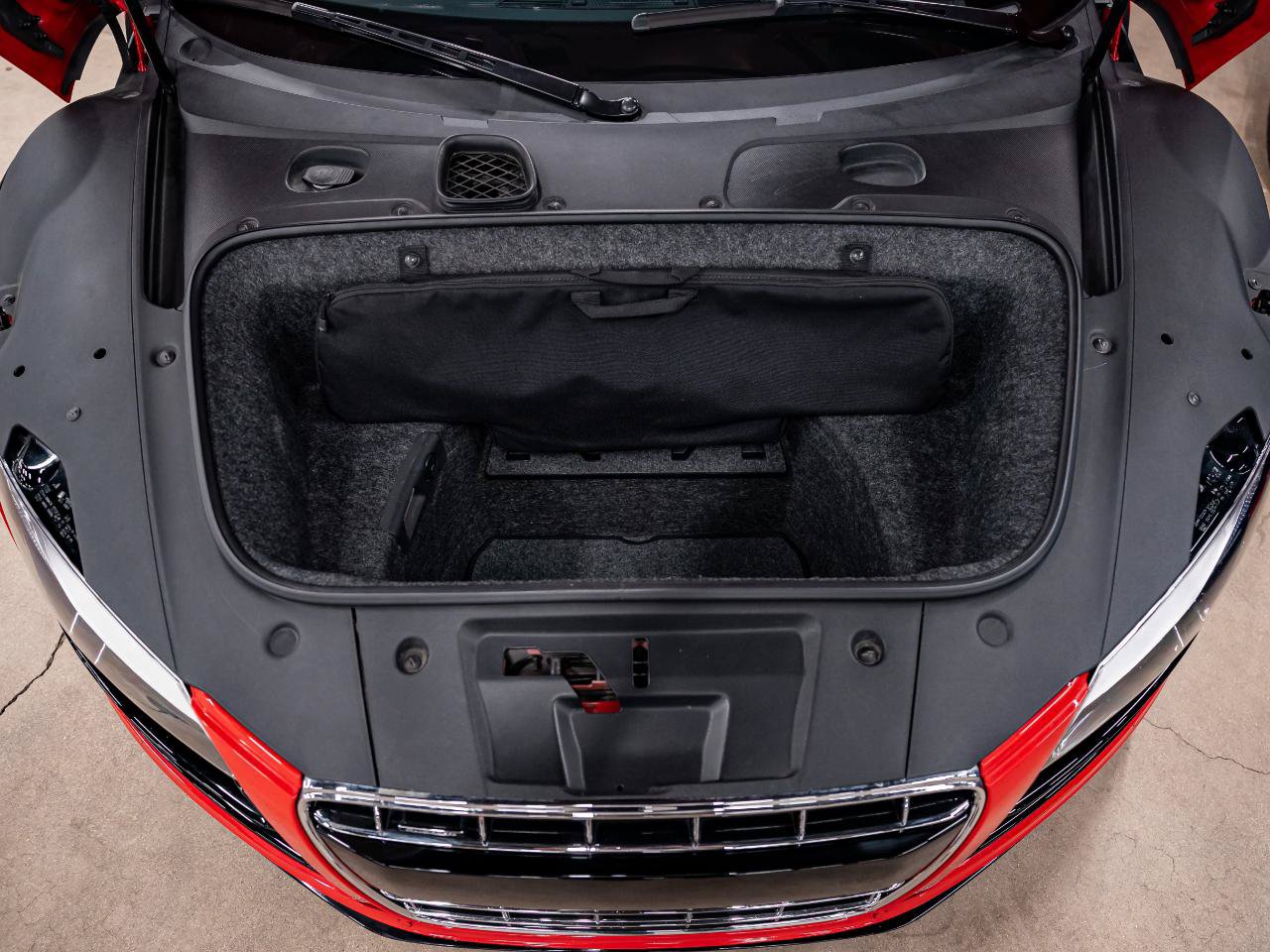 Used 2011 Audi R8 V10 AWD/4WD image 13