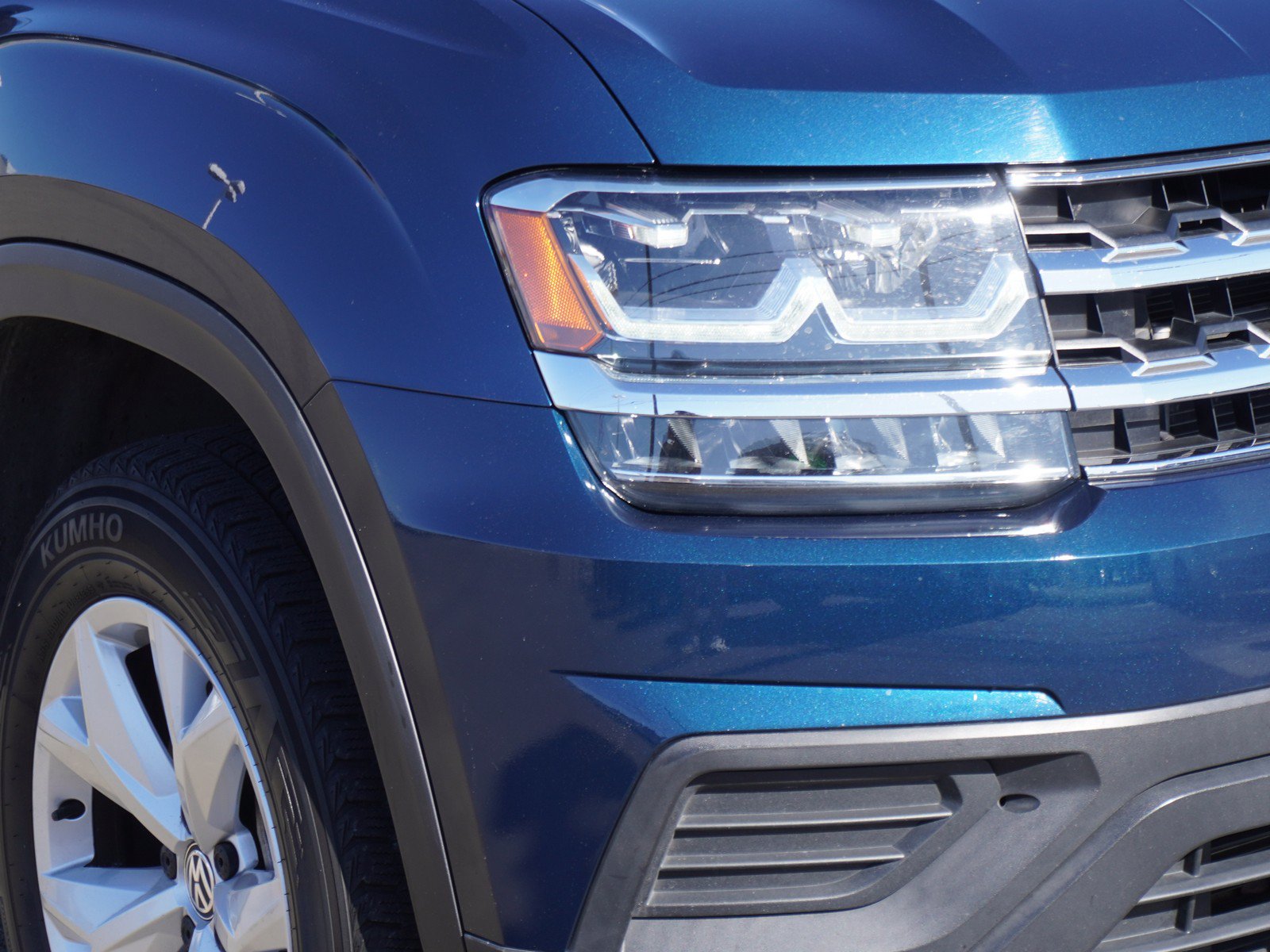 Used 2018 Volkswagen Atlas S FWD image 3