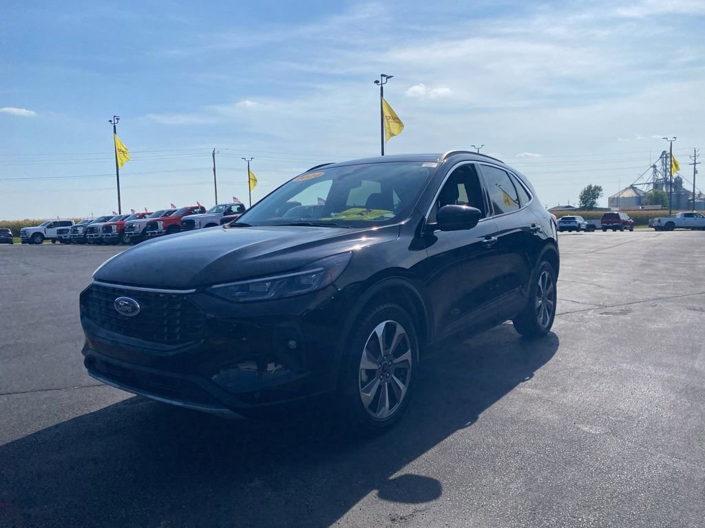 Used 2024 Ford Escape Platinum image 13