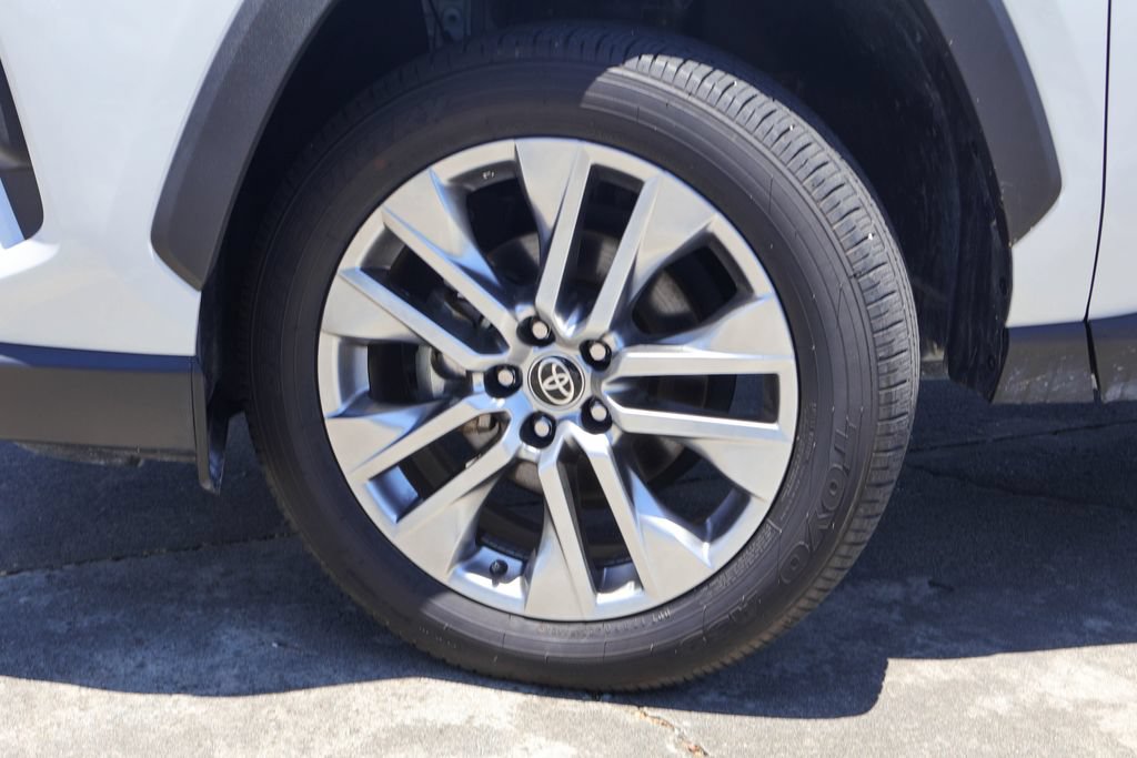 Used 2025 Toyota RAV4 XLE Premium w/ Weather Package FWD image 27