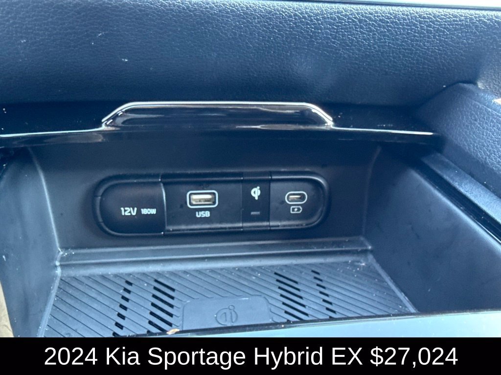 Used 2024 Kia Sportage EX AWD/4WD image 29