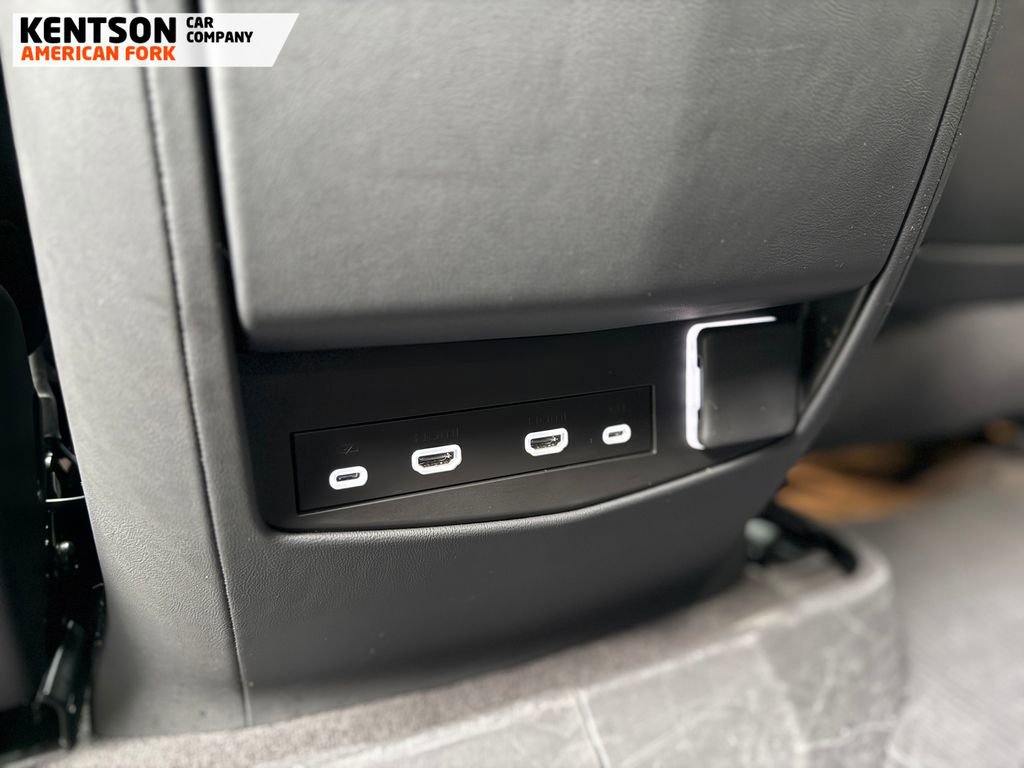 Used 2024 Cadillac Escalade Sport w/ LPO, ONYX Package image 49