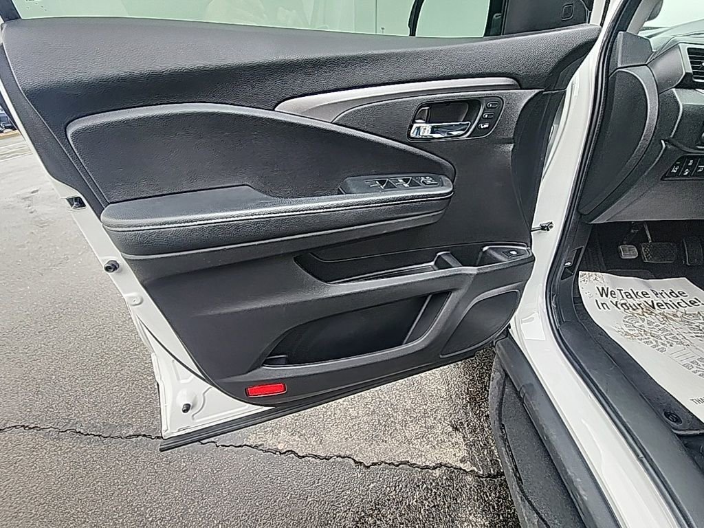 Used 2023 Honda Ridgeline RTL image 12