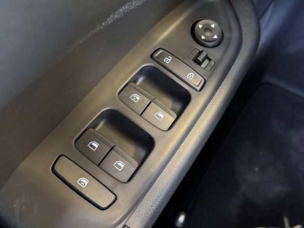 New 2026 Hyundai Venue SEL FWD image 22