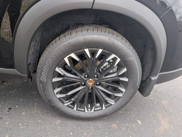New 2026 Nissan Rogue Dark Armor AWD/4WD image 25