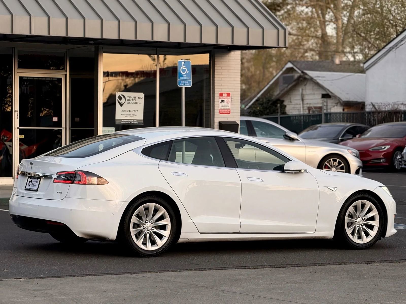 Used 2016 Tesla Model S 75D image 8