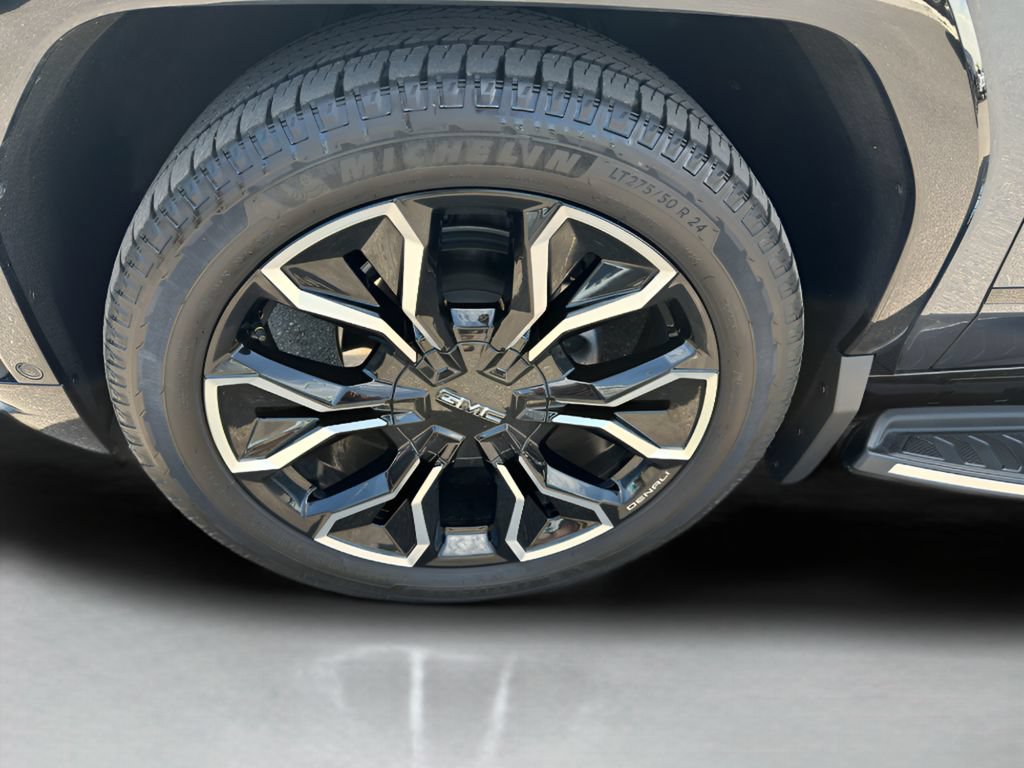 Used 2025 GMC Sierra EV Denali AWD/4WD image 23