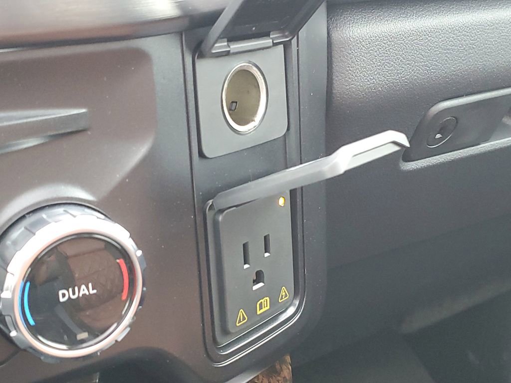 New 2026 Ford F250 Lariat w/ Lariat Ultimate Package image 23