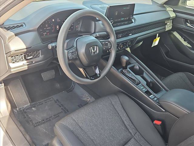 Used 2025 Honda Accord SE image 10