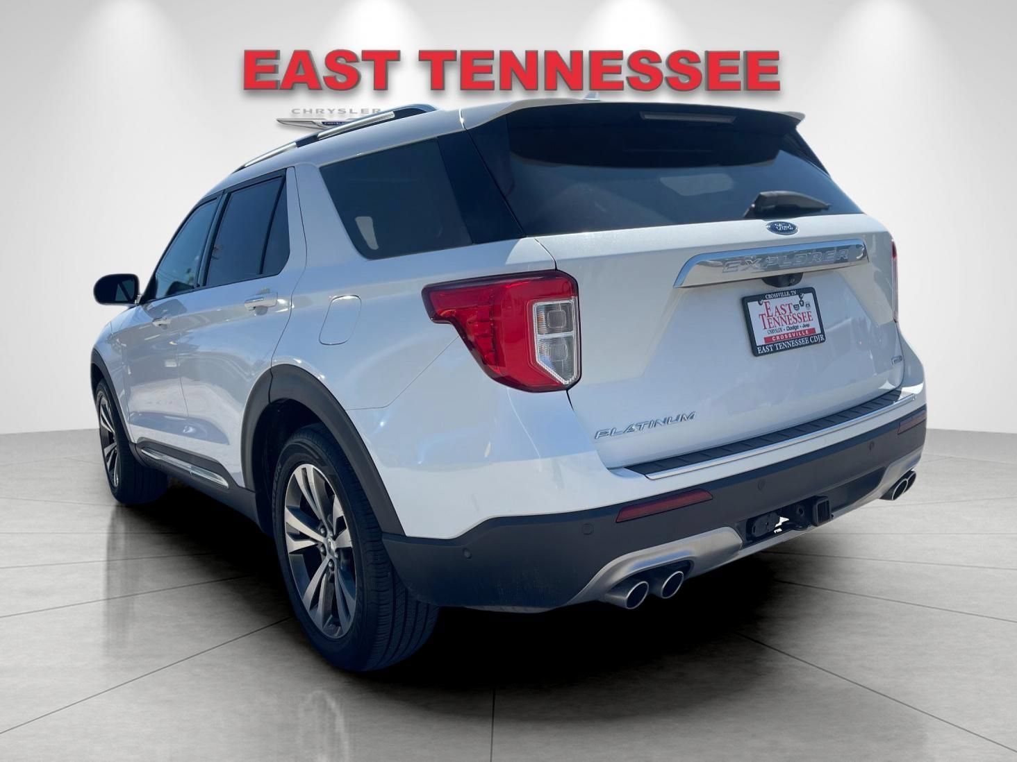 Used 2020 Ford Explorer Platinum w/ Premium Technology Package AWD/4WD image 5