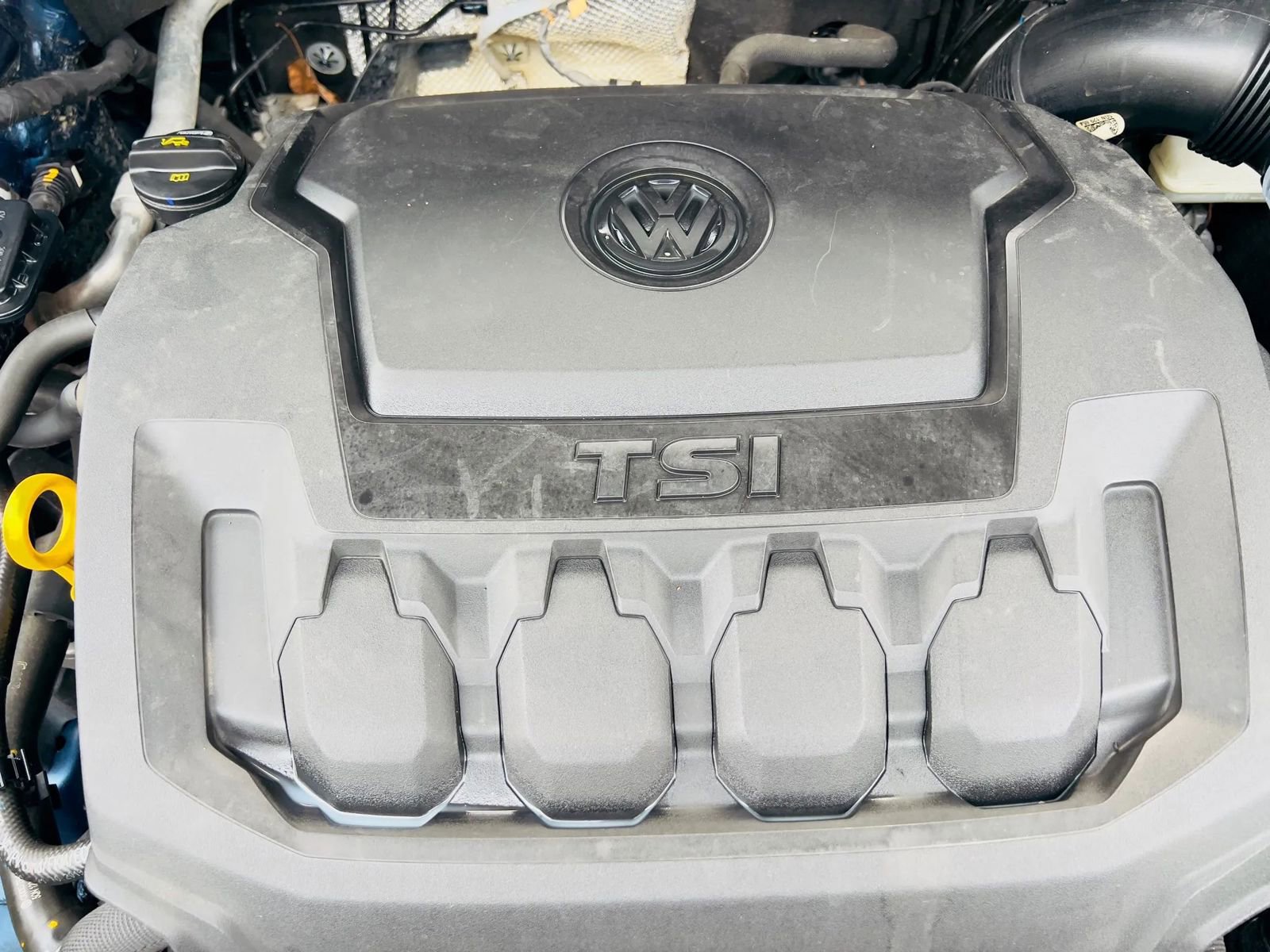 Used 2020 Volkswagen Tiguan S w/ 3rd Row Seat Package image 32