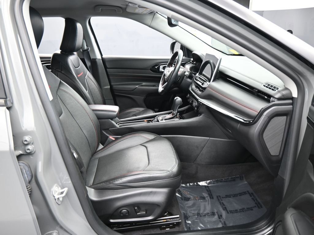 Used 2022 Jeep Compass Trailhawk w/ Trailhawk Elite Group image 37