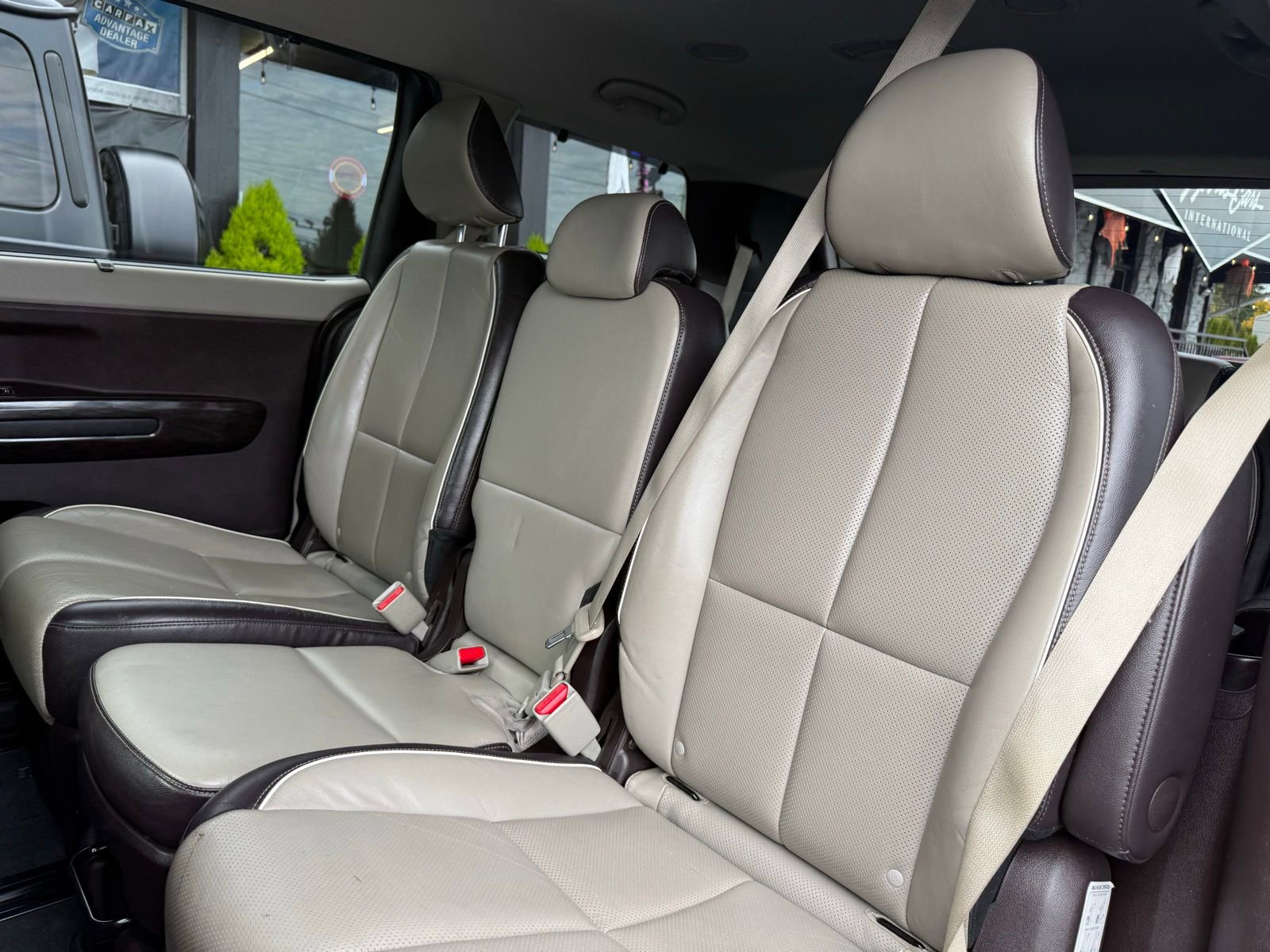 Used 2016 Kia Sedona SX Limited w/ Option Group 030 image 13