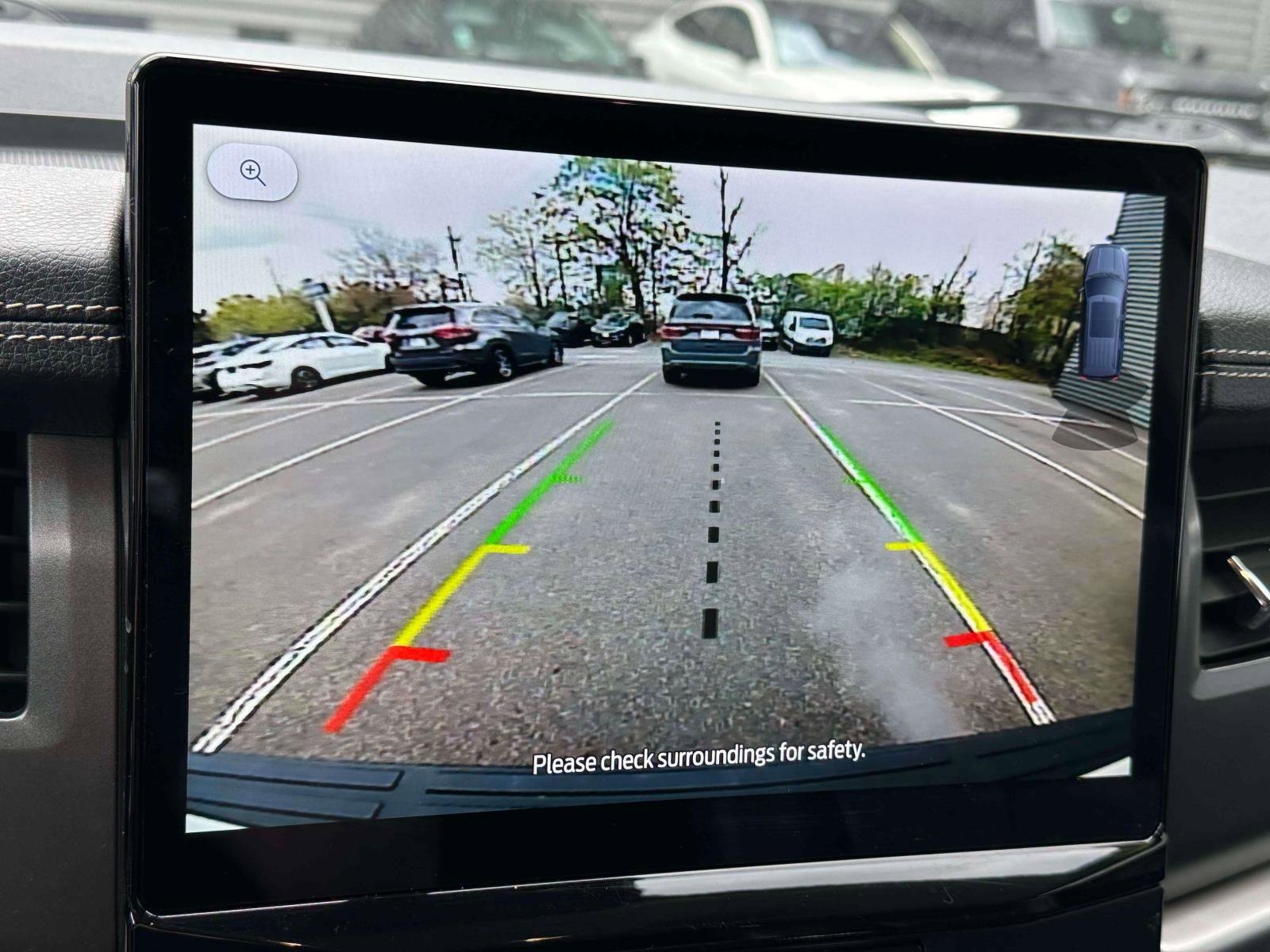 Used 2024 Ford Expedition XLT image 27