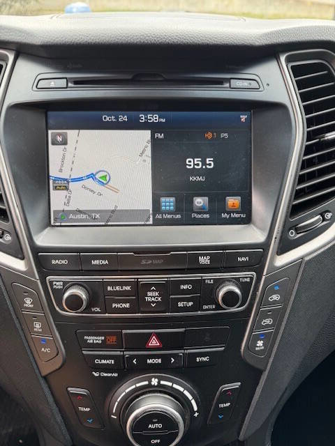 Used 2018 Hyundai Santa Fe Limited w/ Cargo Package image 50