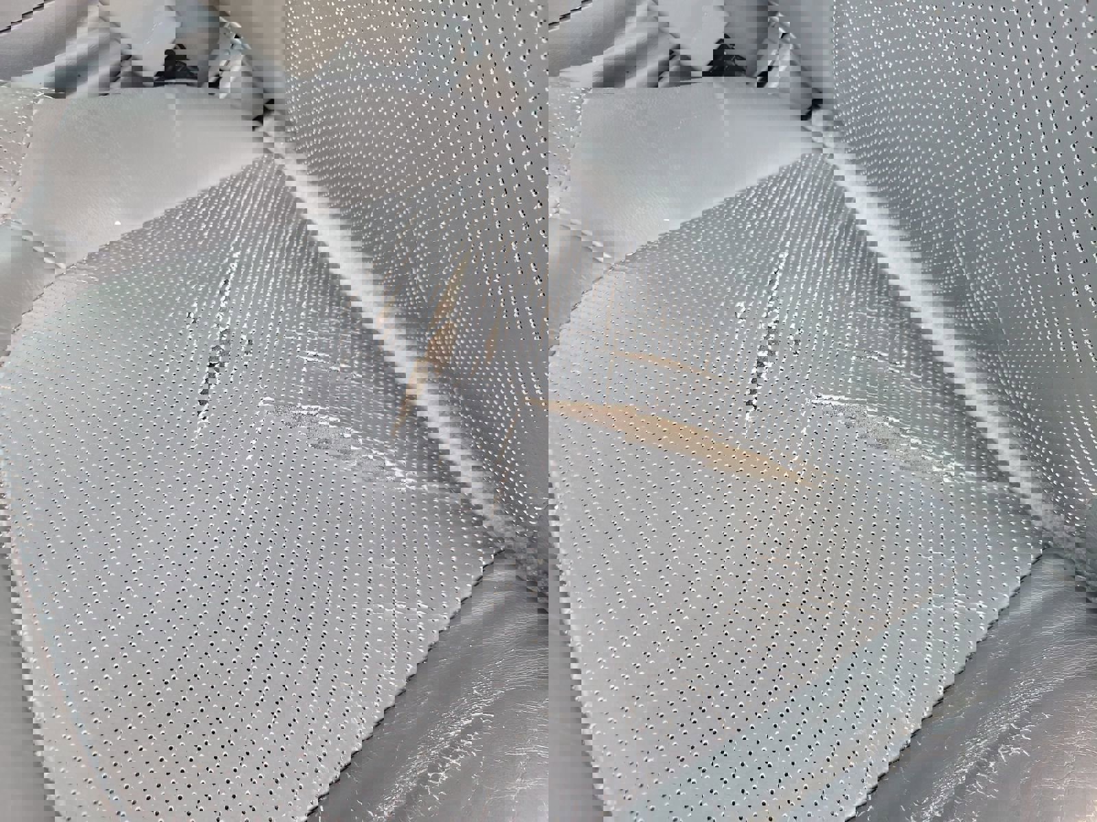 Used 2010 Nissan Frontier LE w/ LE Value Truck Pkg image 27