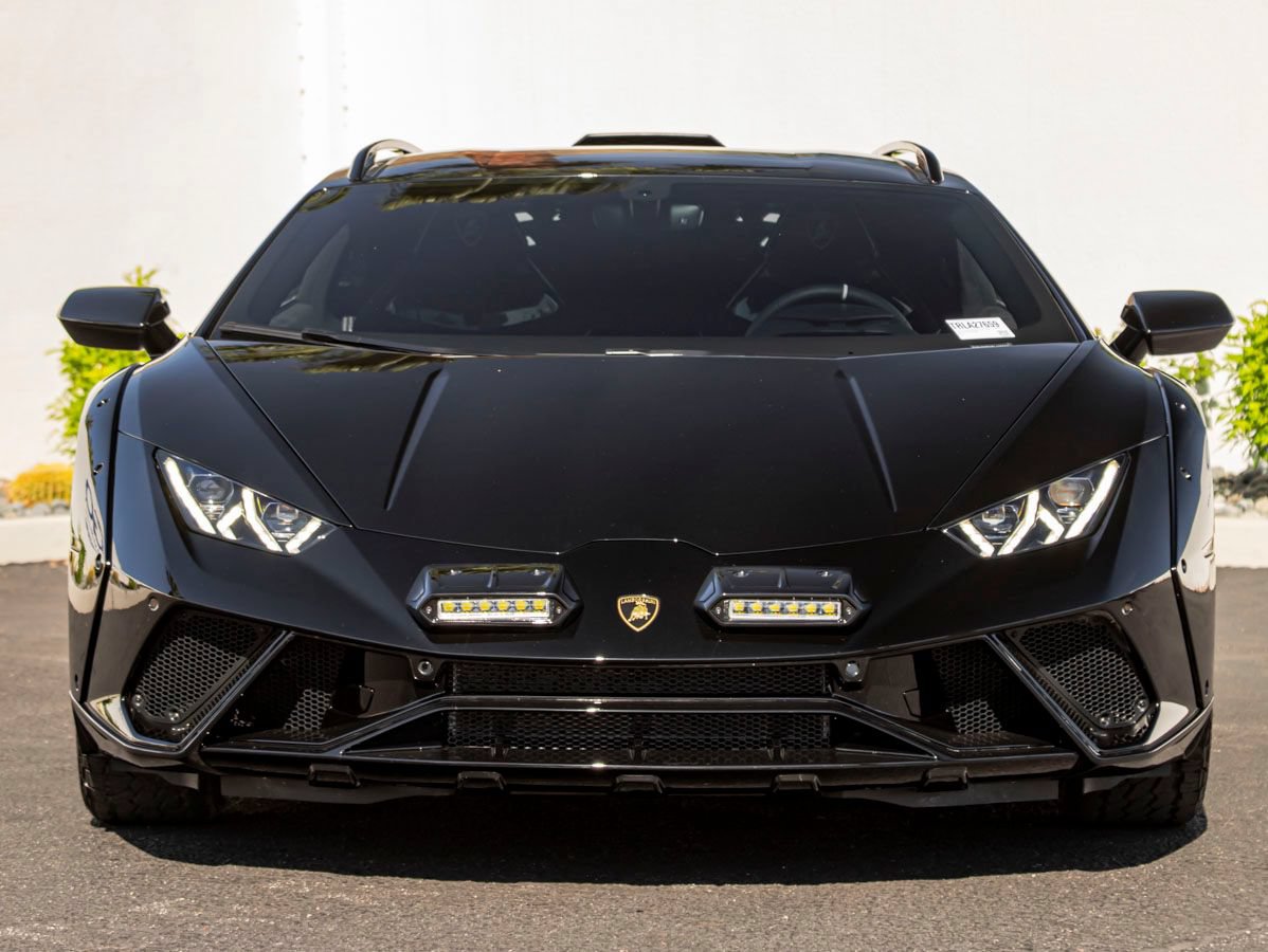 Used 2024 Lamborghini Huracan Sterrato AWD/4WD image 3
