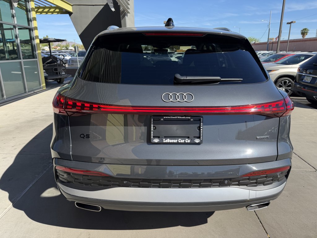 Used 2025 Audi Q5 Premium Plus w/ Premium Plus AWD/4WD image 13