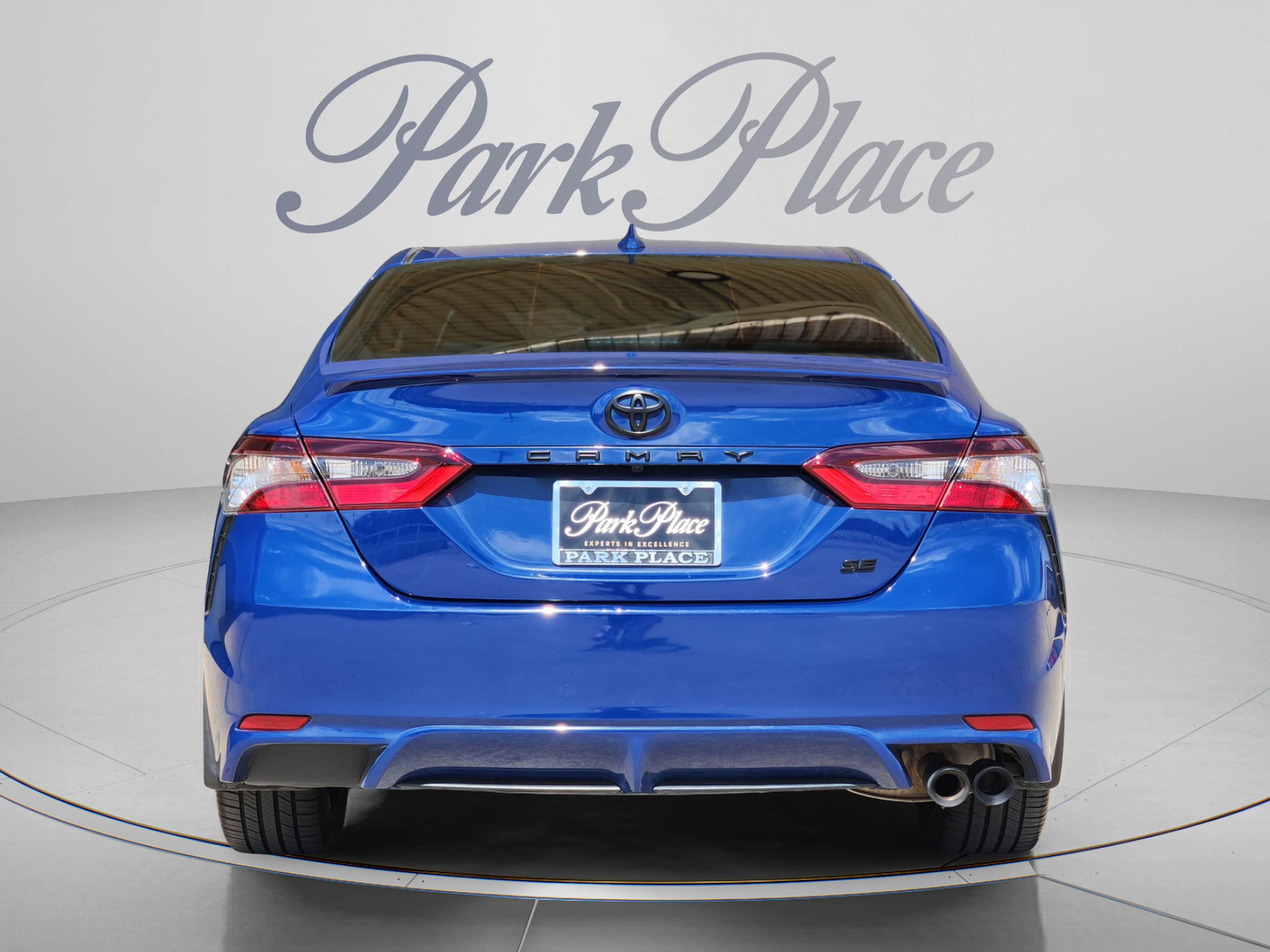 Used 2024 Toyota Camry SE FWD image 4