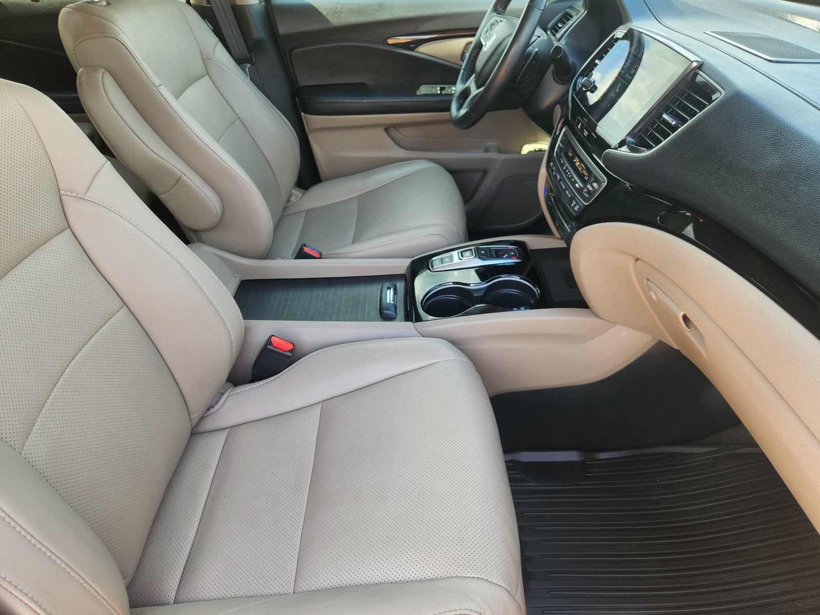 Used 2022 Honda Pilot Elite image 17