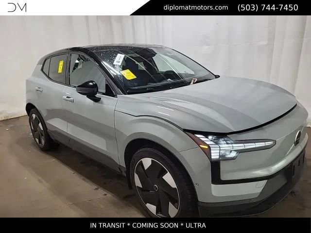 Used 2025 Volvo EX30 Ultra AWD/4WD image 3