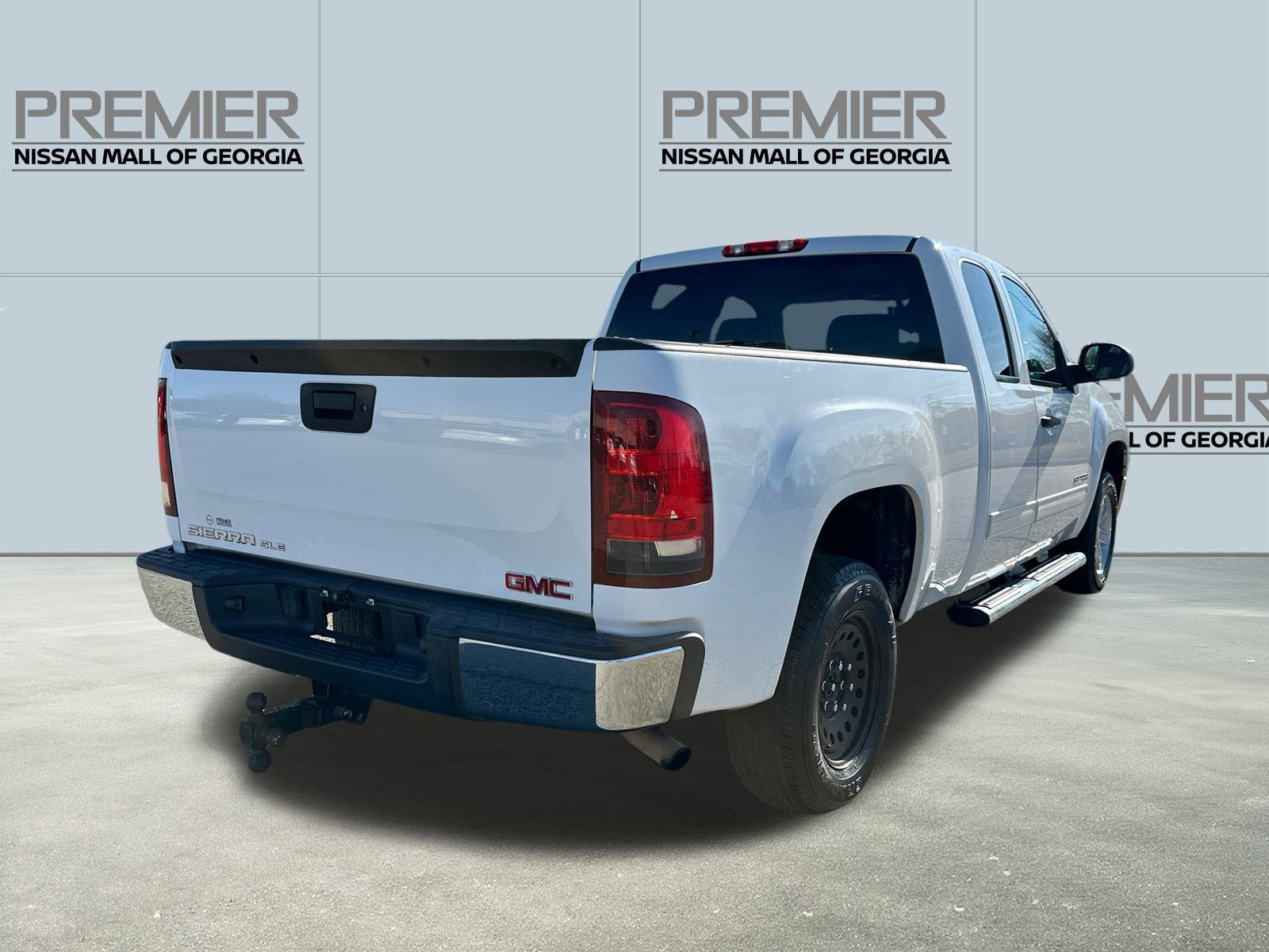 Used 2013 GMC Sierra 1500 SLE w/ Power Tech Package image 5