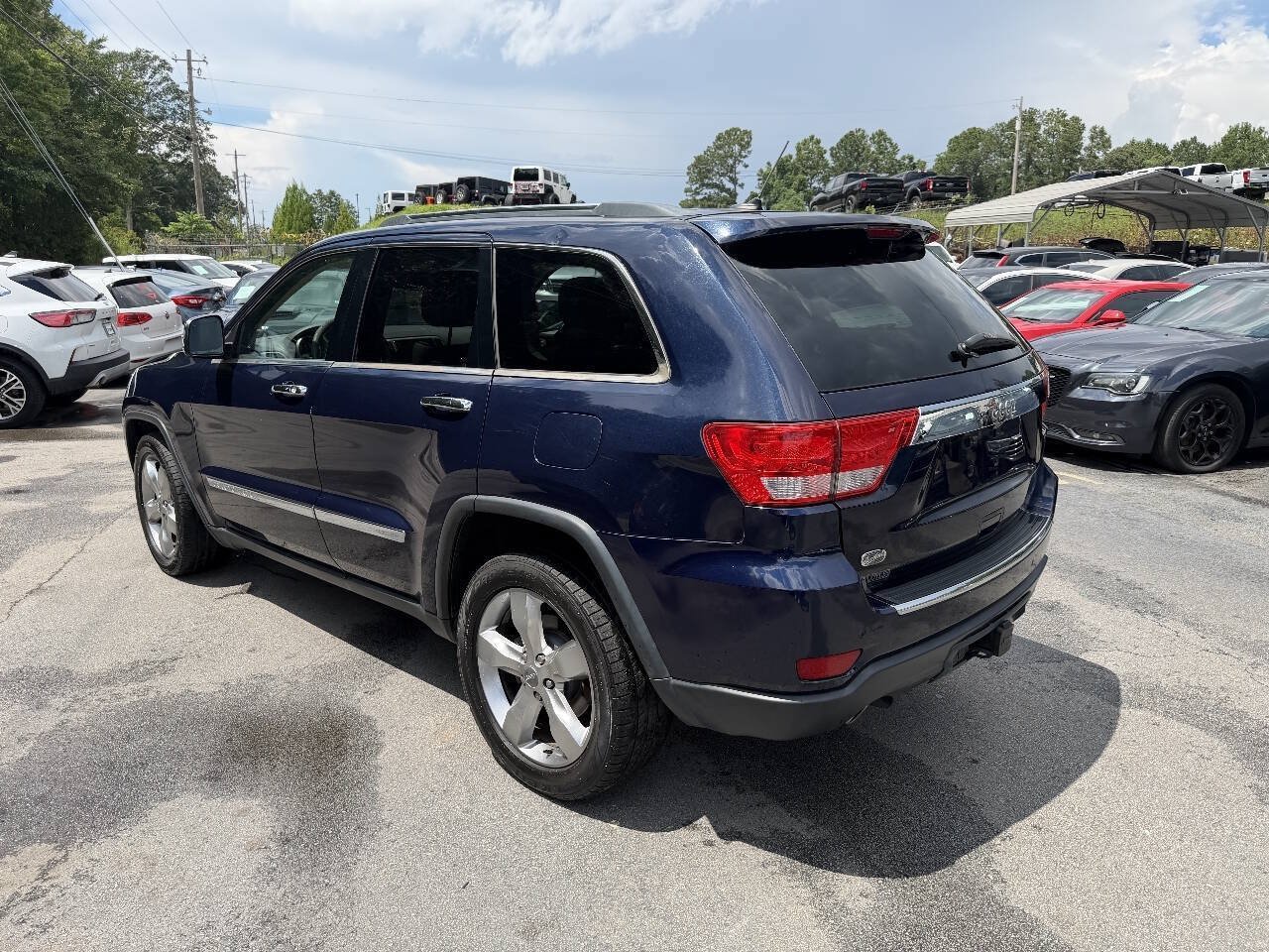 Used 2013 Jeep Grand Cherokee Overland w/ Advance Technology Group RWD image 9