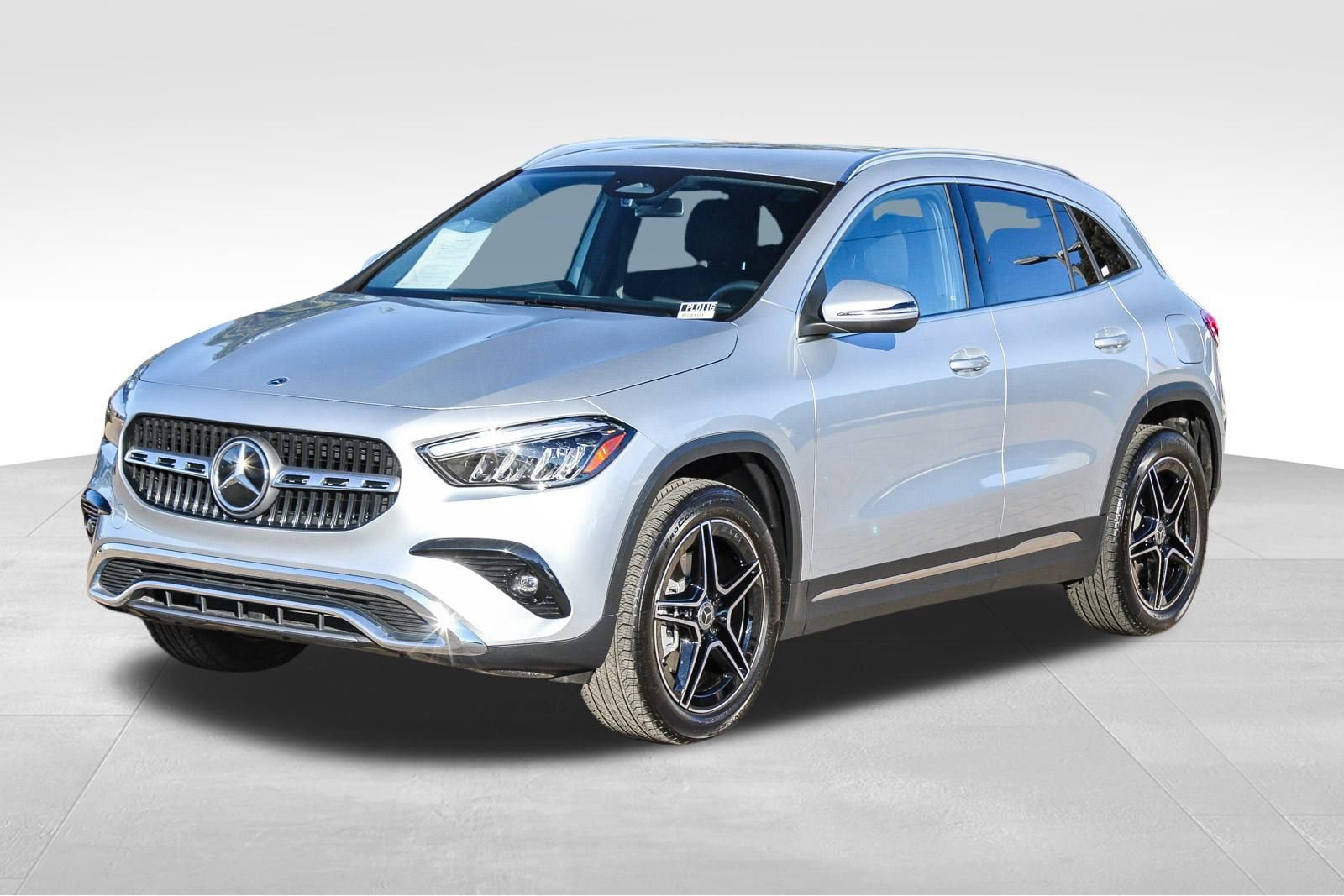 Certified 2026 Mercedes-Benz GLA 250 4MATIC image 3