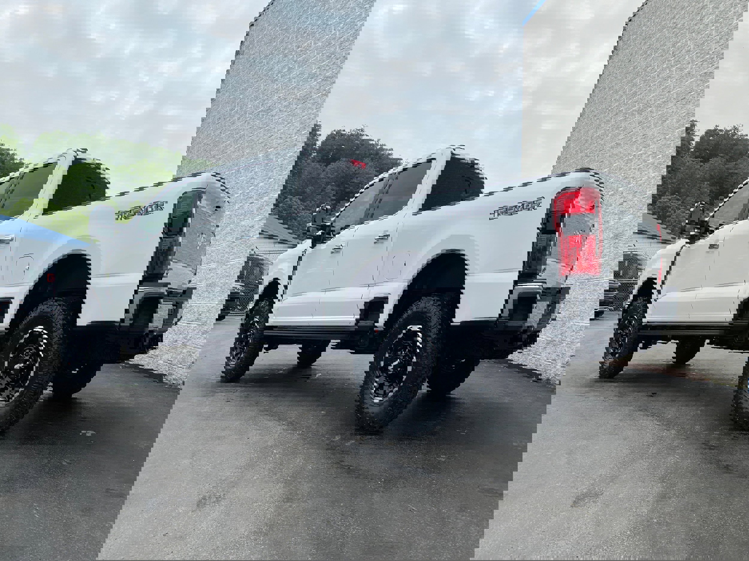 New 2025 Ford F250 King Ranch w/ Tremor Off-Road Package image 8