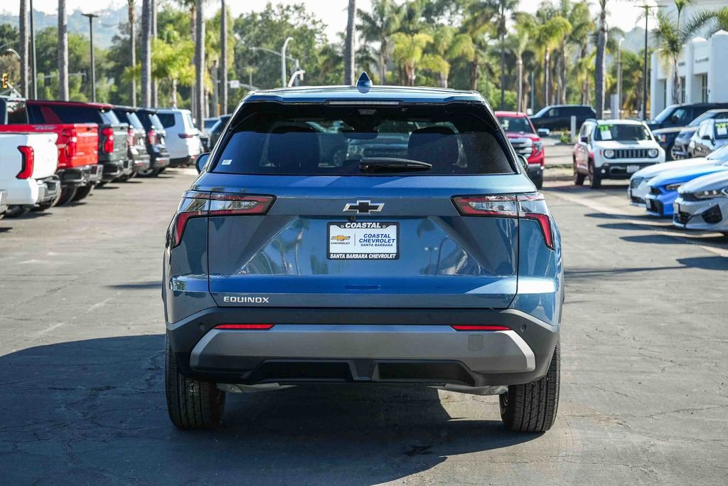 New 2026 Chevrolet Equinox LT w/ Convenience Package II FWD image 5