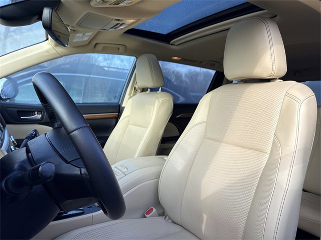 Used 2019 Toyota Highlander Limited image 8