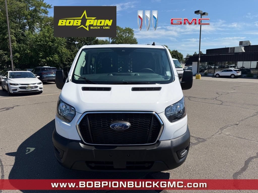 Used 2025 Ford Transit 250 Low Roof w/ Exterior Upgrade Package RWD image 5
