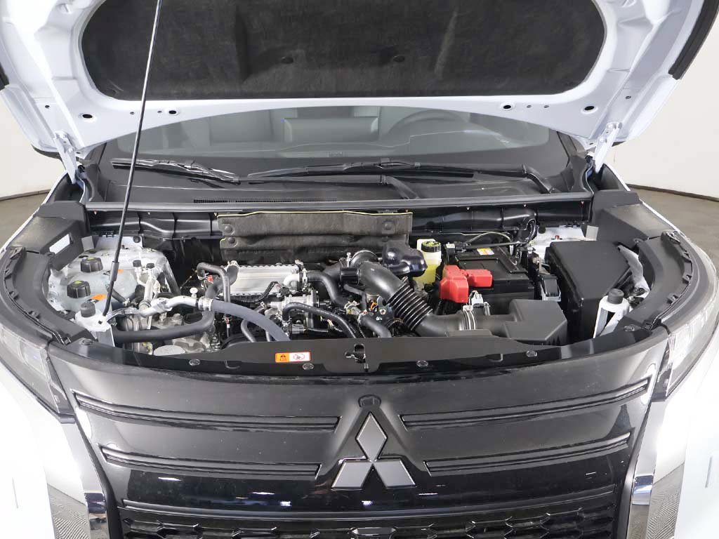 New 2026 Mitsubishi Outlander LE AWD/4WD image 19