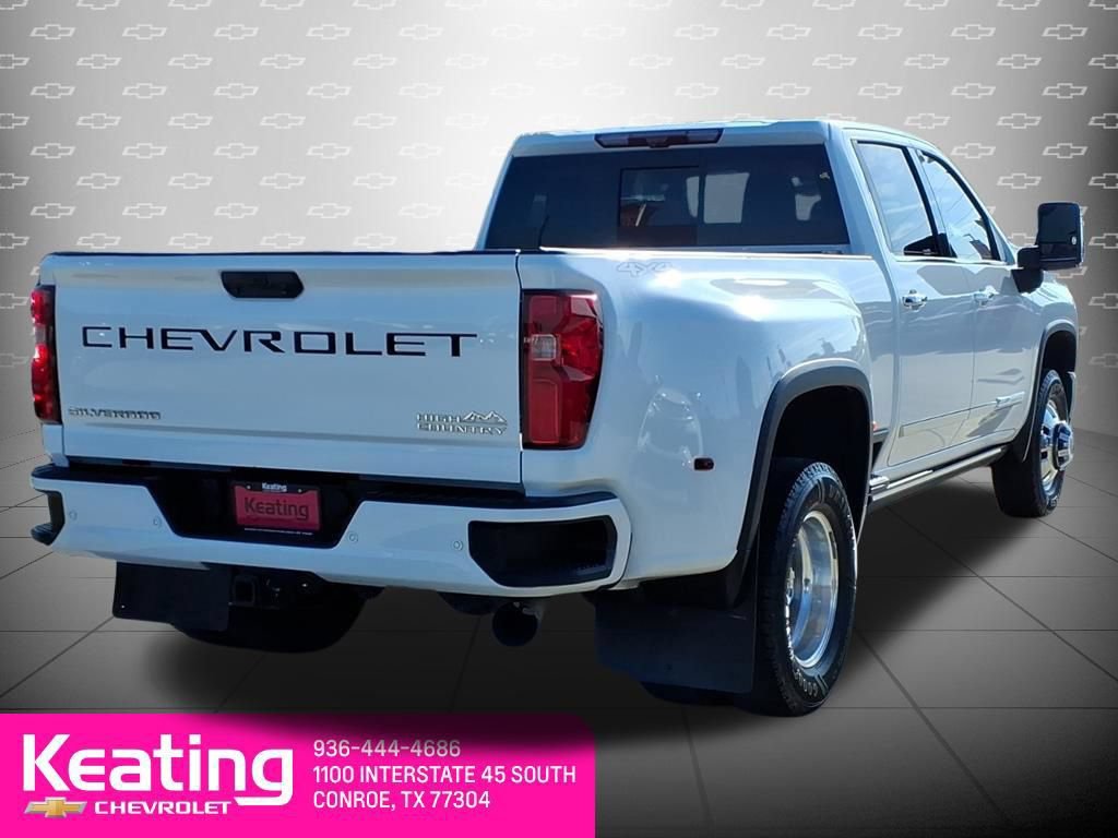 Used 2024 Chevrolet Silverado 3500 High Country w/ High Country Premium Package AWD/4WD image 6