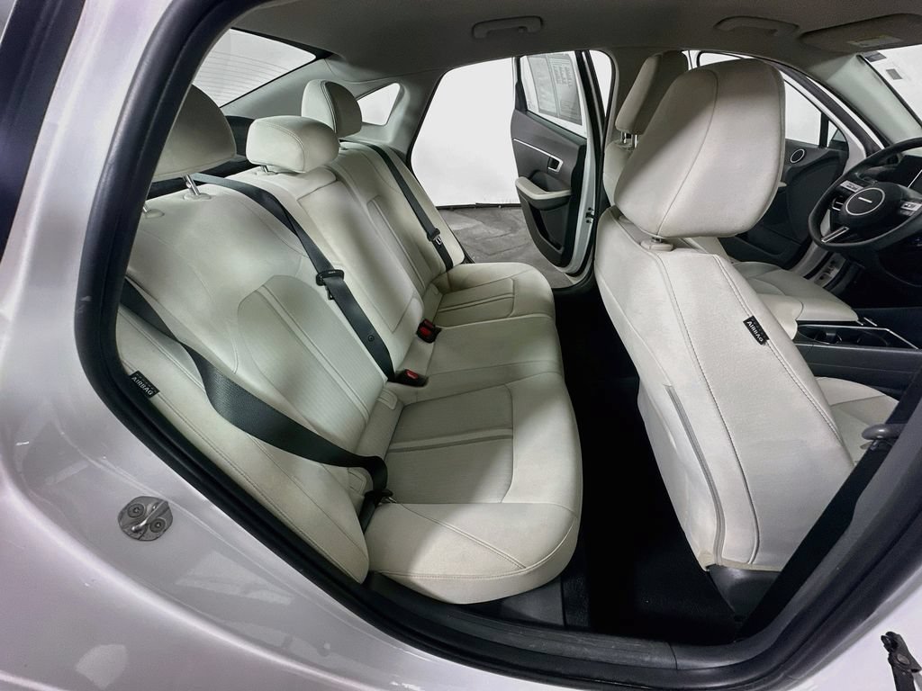 Used 2024 Hyundai Sonata SEL FWD image 12