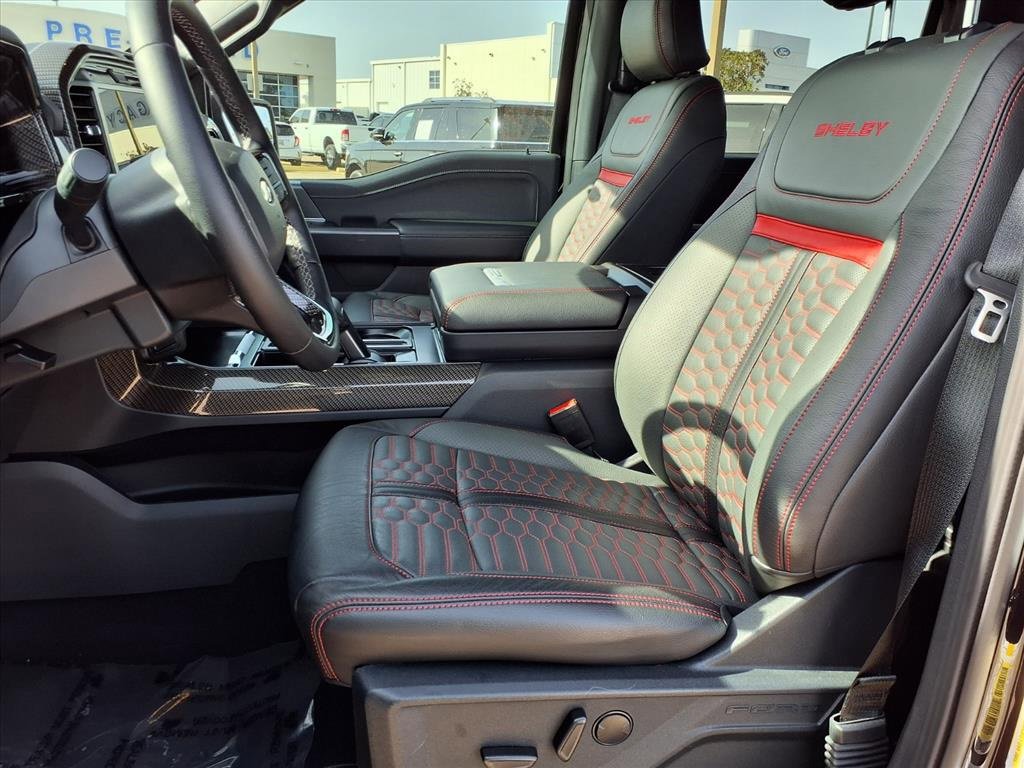 Used 2025 Ford F150 Lariat w/ Equipment Group 501A Mid image 26