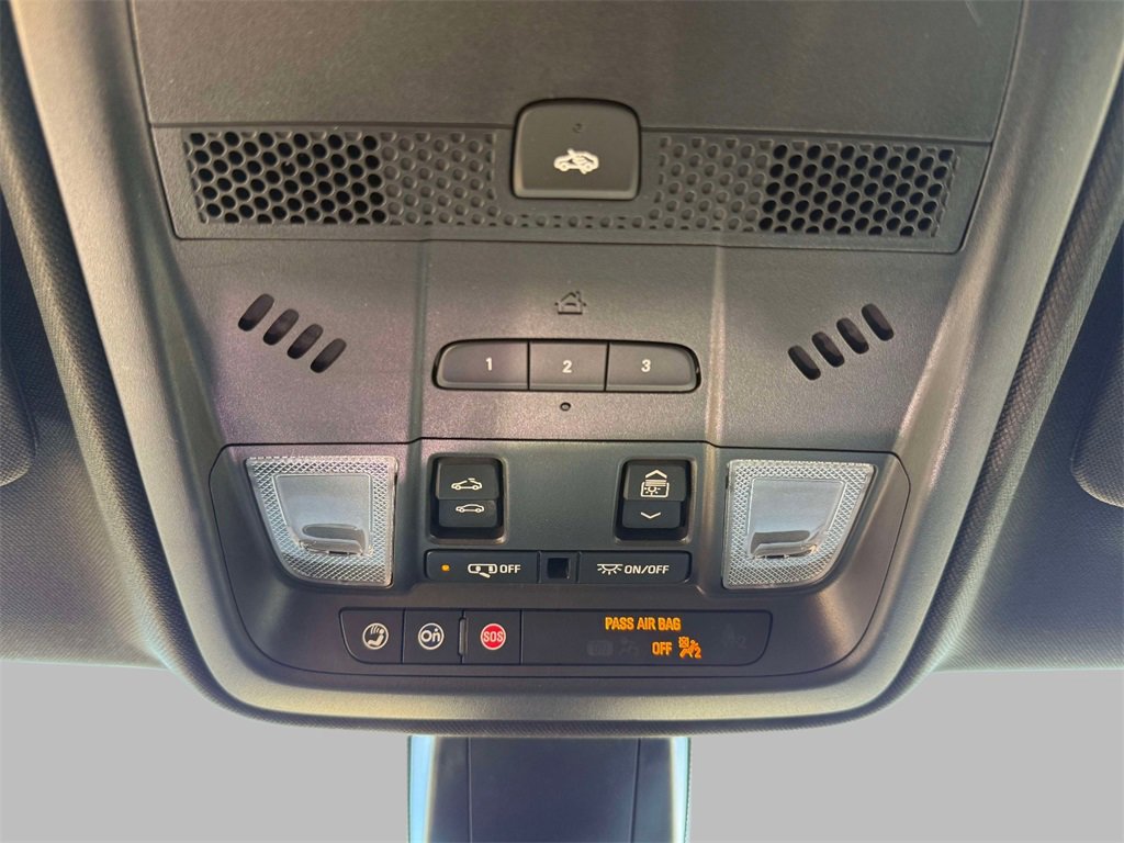 Used 2025 Cadillac XT5 Premium Luxury image 29