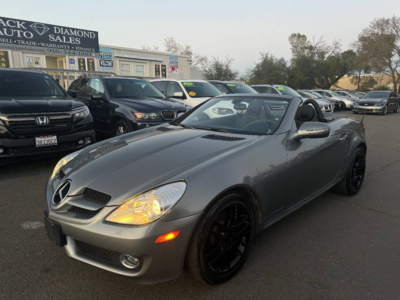 Used 2009 Mercedes-Benz SLK 300 image 11