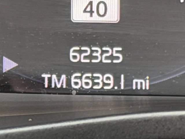 Used 2020 Volvo XC40 T4 Momentum FWD image 22