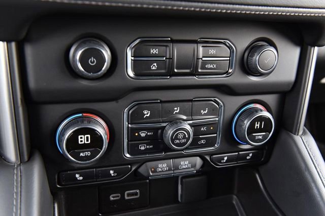 Used 2024 Chevrolet Suburban LT AWD/4WD image 14