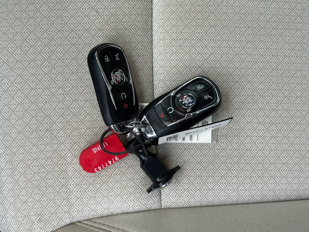 Used 2022 Buick Encore GX Select image 29