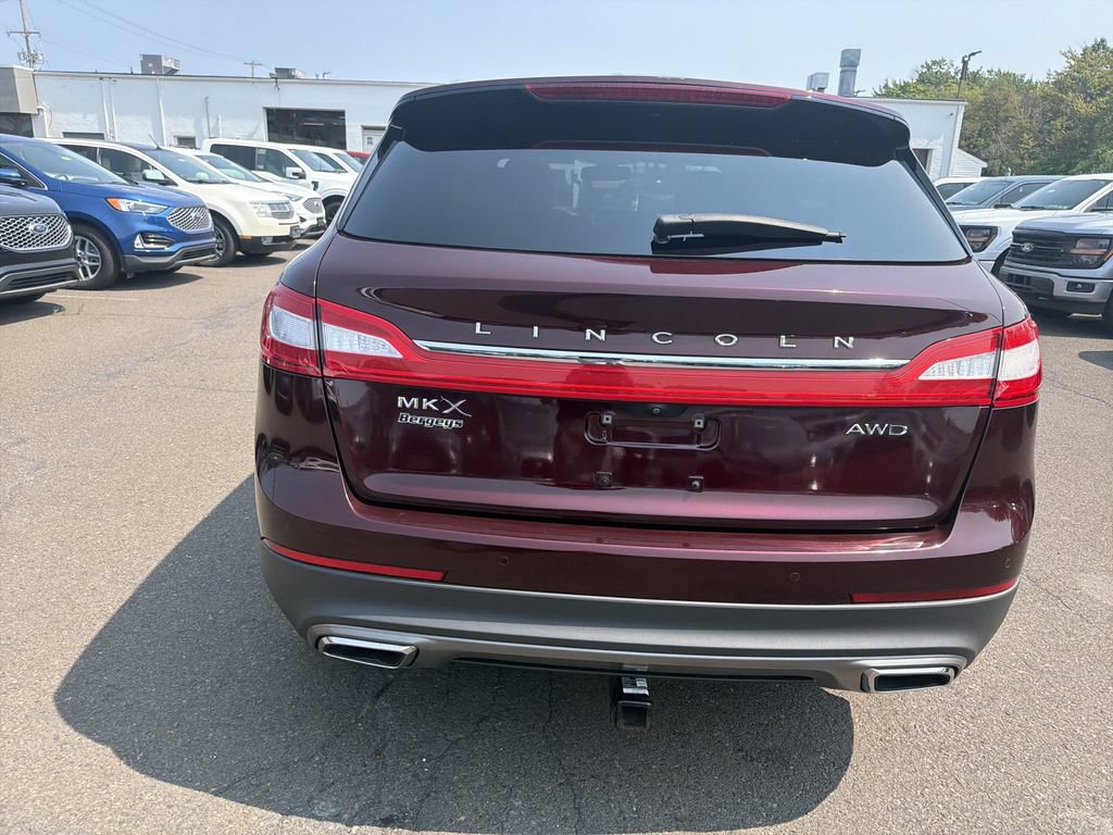 Used 2017 Lincoln MKX Reserve w/ Lincoln MKX Climate Package AWD/4WD image 4