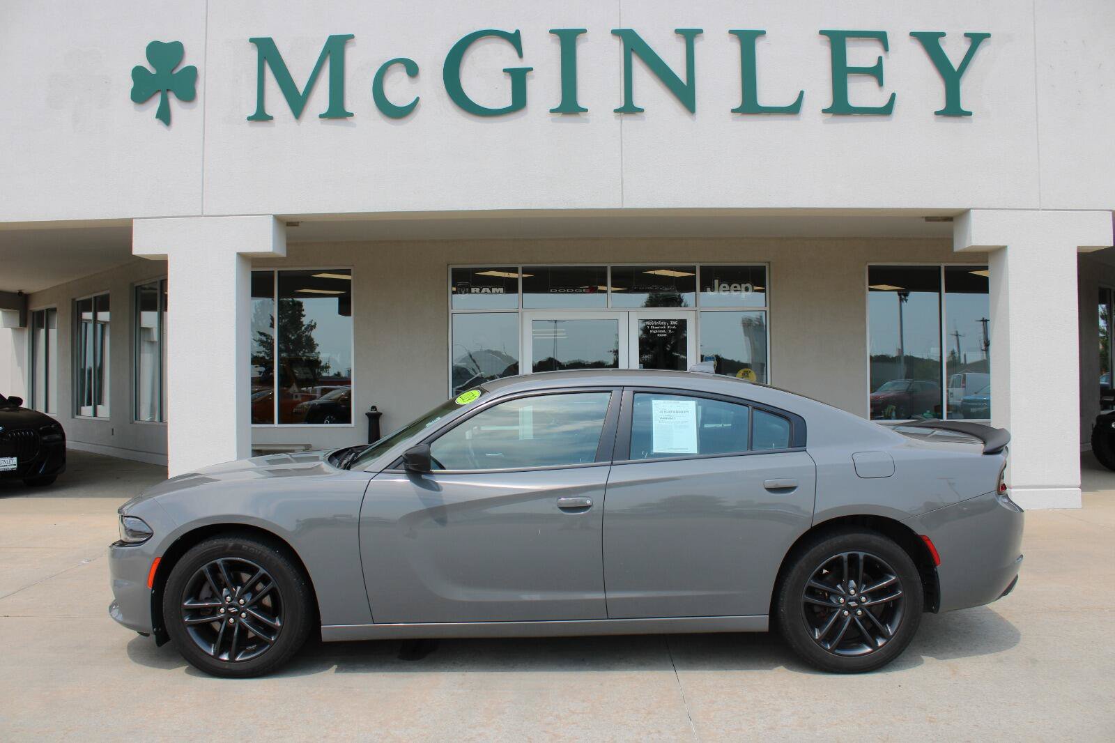 Used 2019 Dodge Charger SXT w/ Blacktop Package