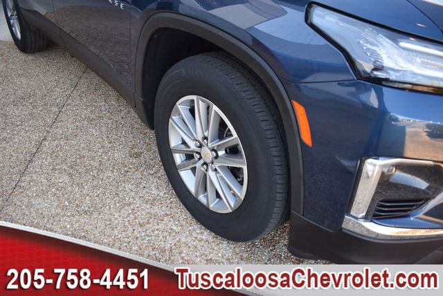 Used 2023 Chevrolet Traverse LT image 14