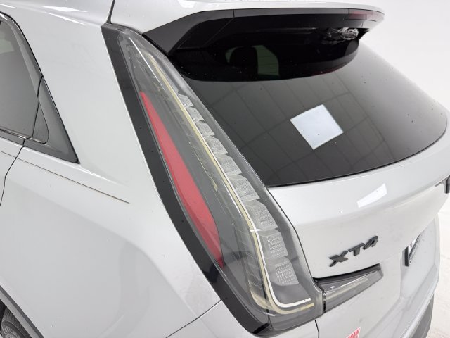 Used 2020 Cadillac XT4 Sport FWD image 36