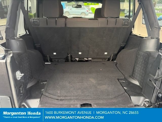 Used 2018 Jeep Wrangler Unlimited Sport AWD/4WD image 27