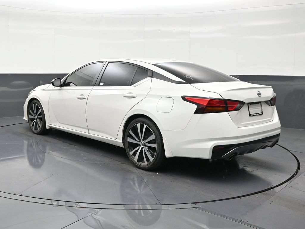 Used 2019 Nissan Altima 2.5 SR FWD image 3