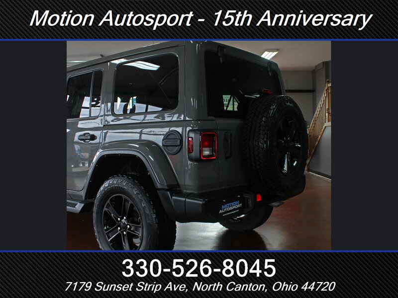 Used 2022 Jeep Wrangler Unlimited Sahara AWD/4WD image 8