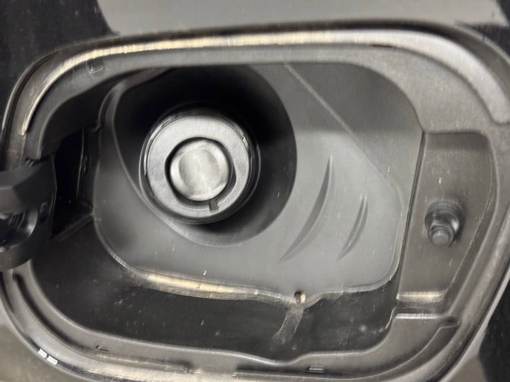 New 2025 Buick Encore GX Sport Touring image 13